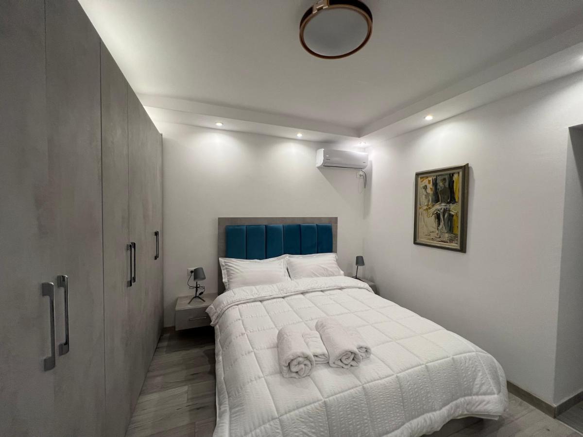 Apartment Tirana On Myslym Shyri Ngoại thất bức ảnh