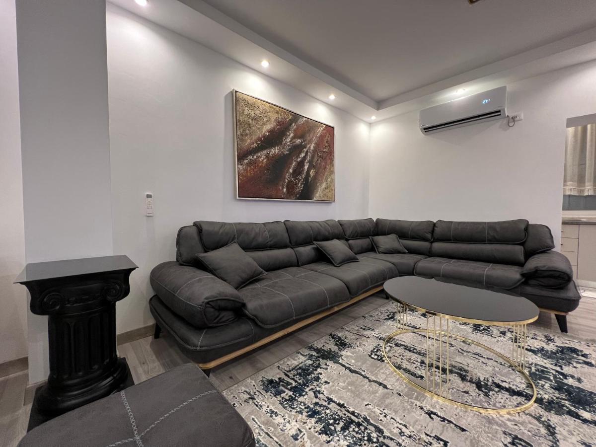 Apartment Tirana On Myslym Shyri Ngoại thất bức ảnh