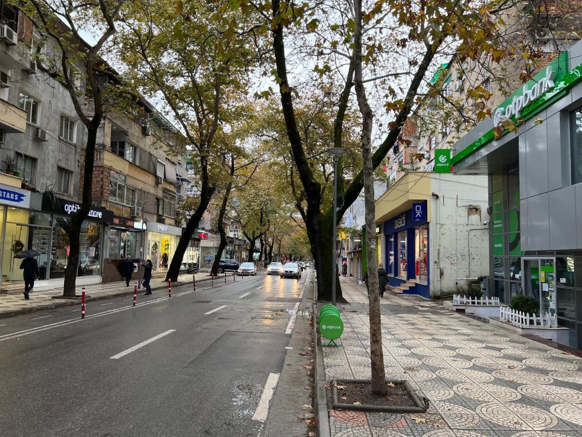 Apartment Tirana On Myslym Shyri Ngoại thất bức ảnh